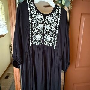 Knox Rose Black Garment